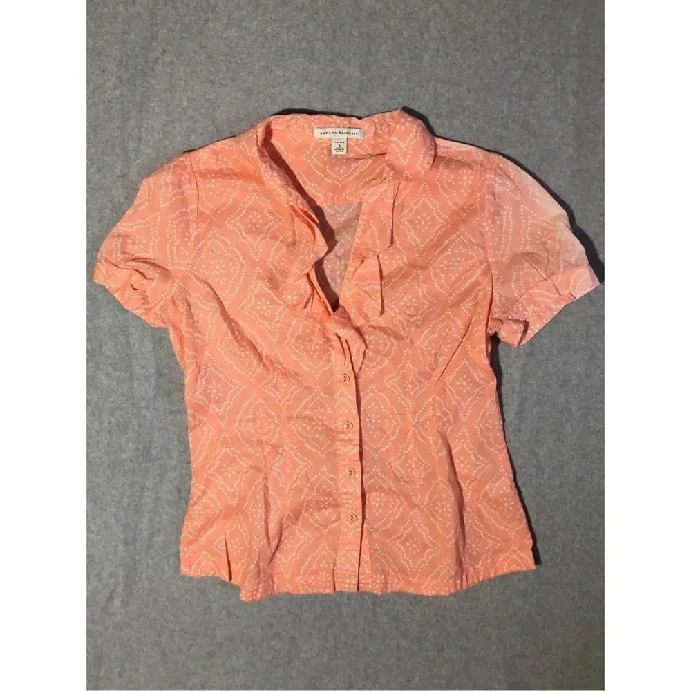Womens Banana Republic Shirt Size Small Petite Pink White Polka Dot Swirl Design